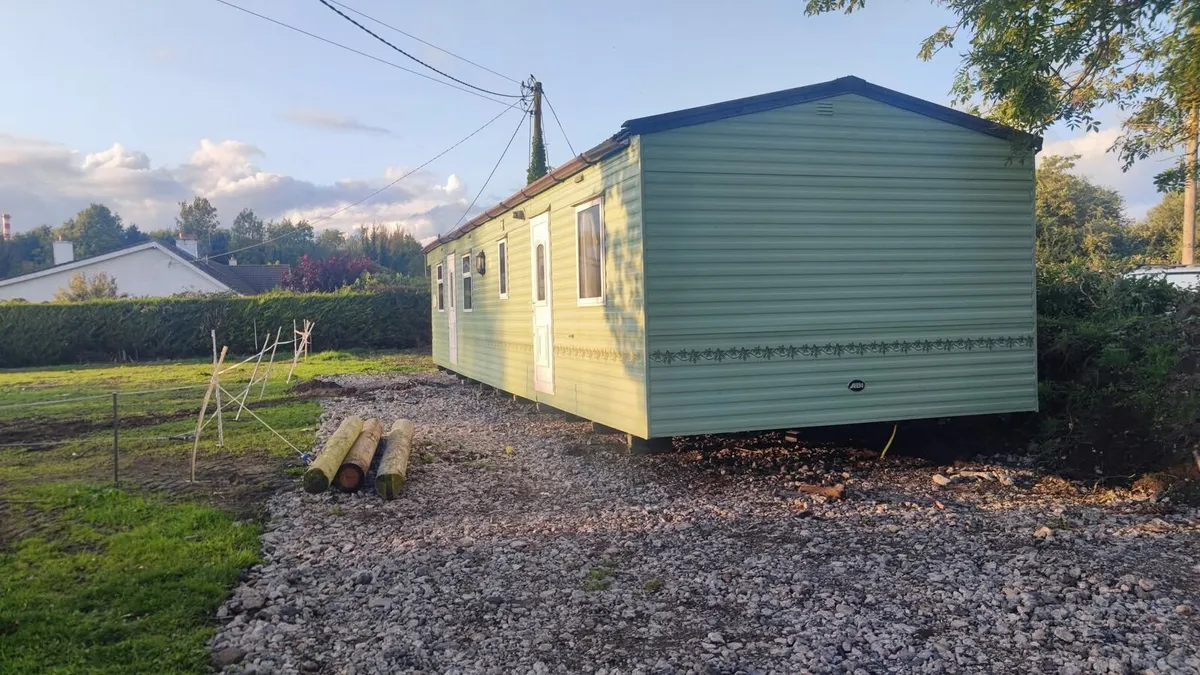 3 Bed , double glazed,  winter pack - Image 1