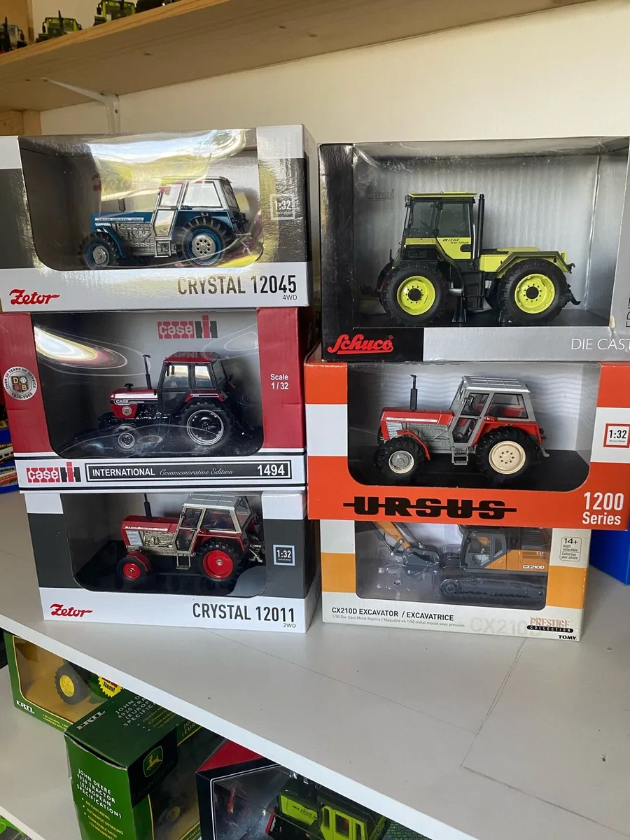 1:32 scale farm models - Image 1