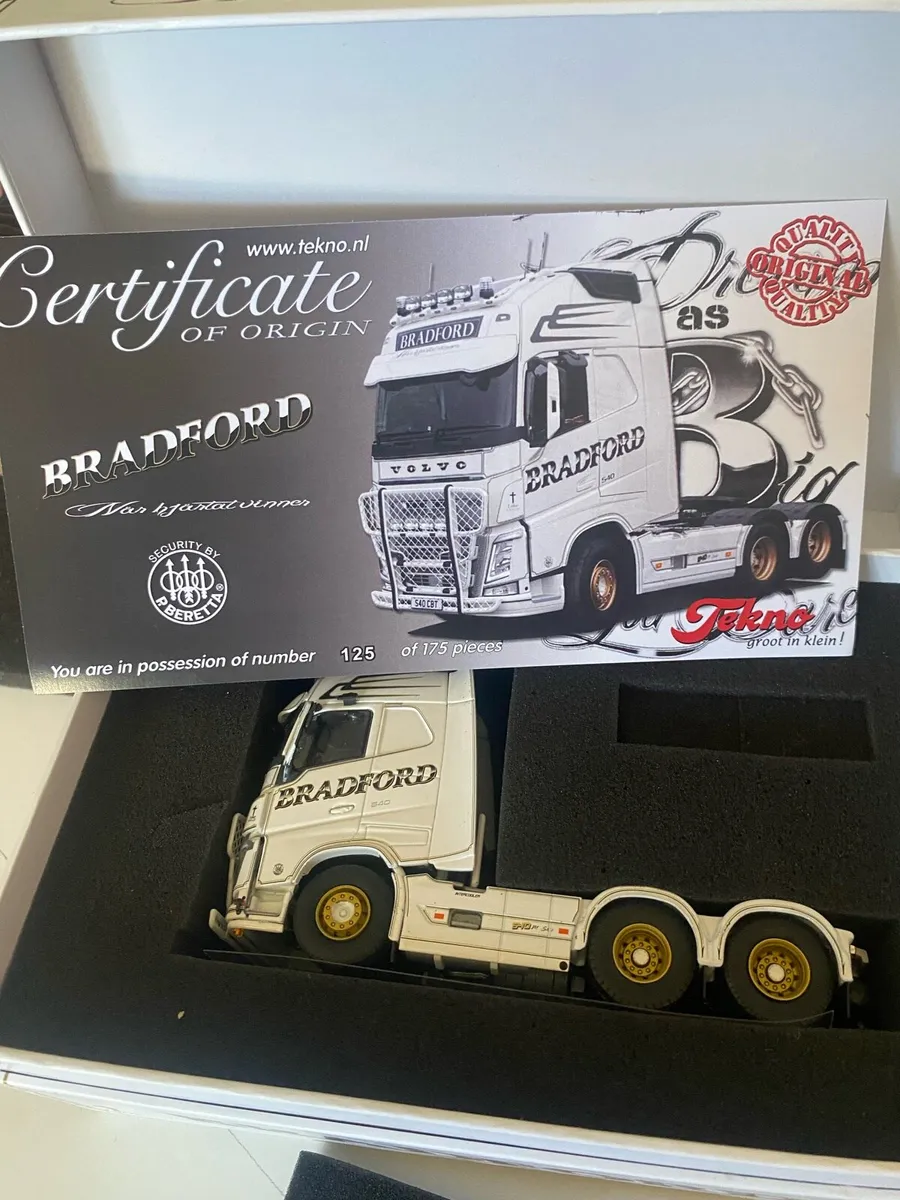Tekno corgi model trucks 1:50 scale - Image 2