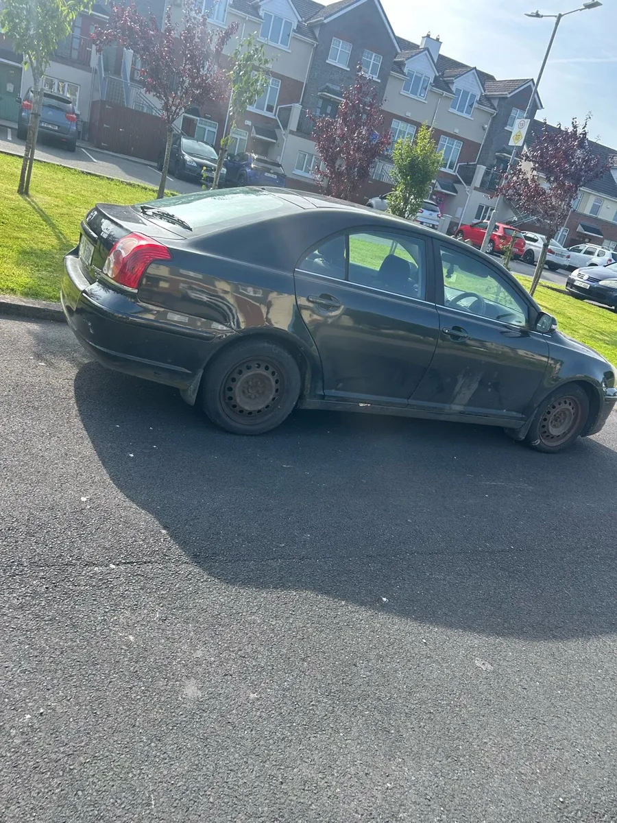 TOYOTA AVENSIS DIESEL 09 - Image 2