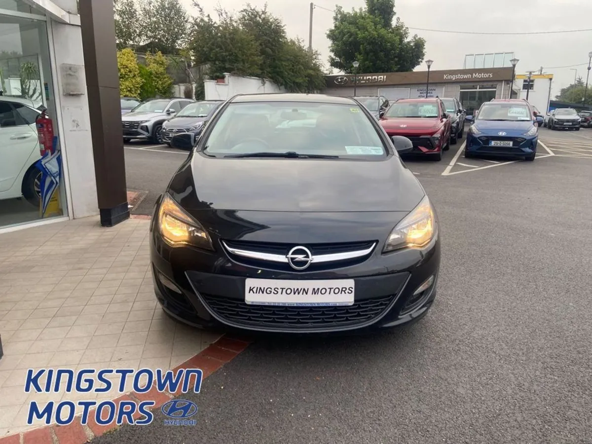Opel Astra S 1.4i 100PS 5DR - Image 2