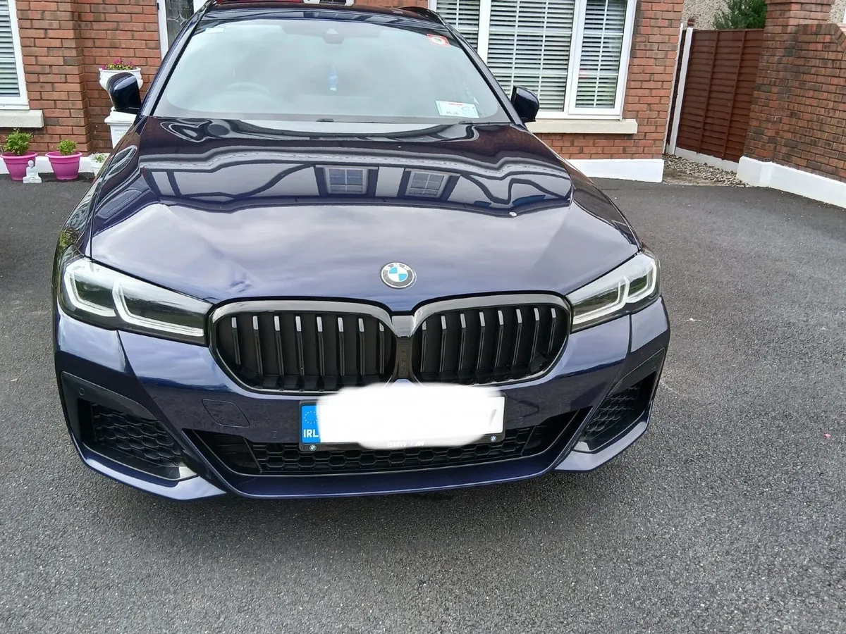 BMW 5-Series 2024 - Image 2