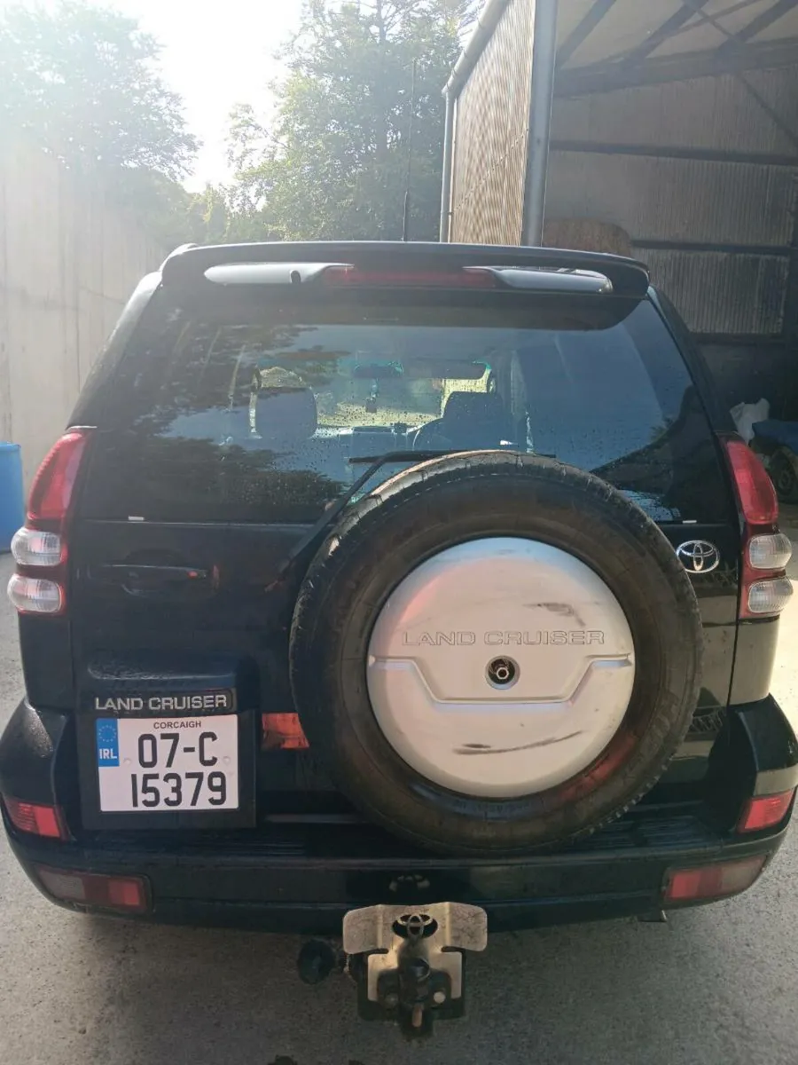 Toyota Landcruiser - Image 3