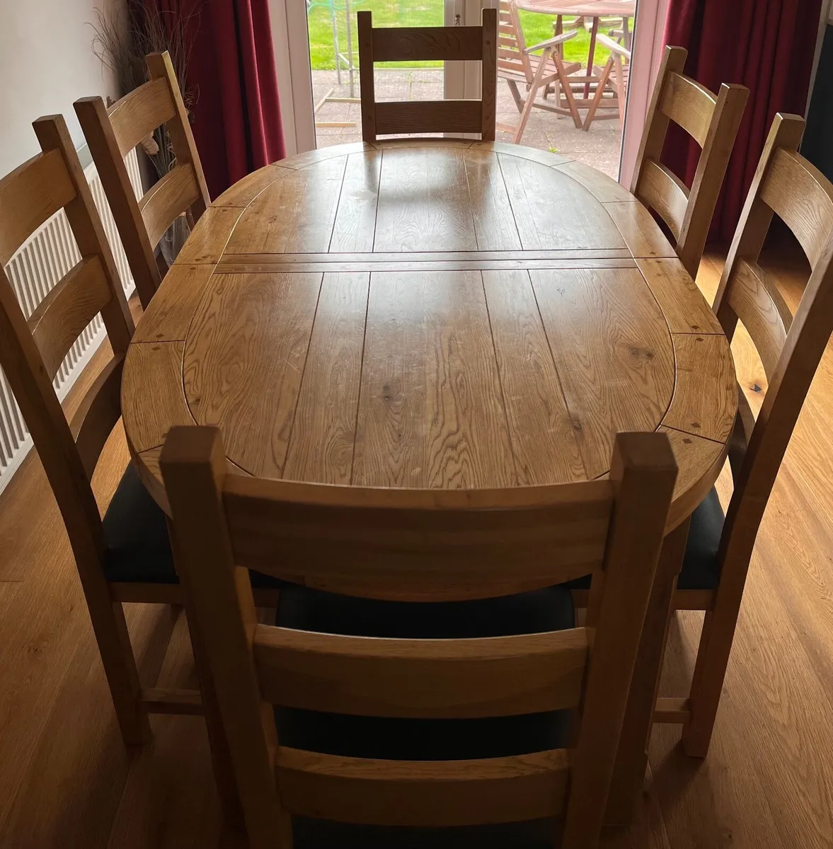 Oak dining room table (extensible) and 6 chairs - Image 2