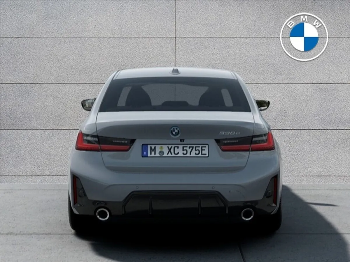 BMW 3 Series 330e M Sport - Image 3