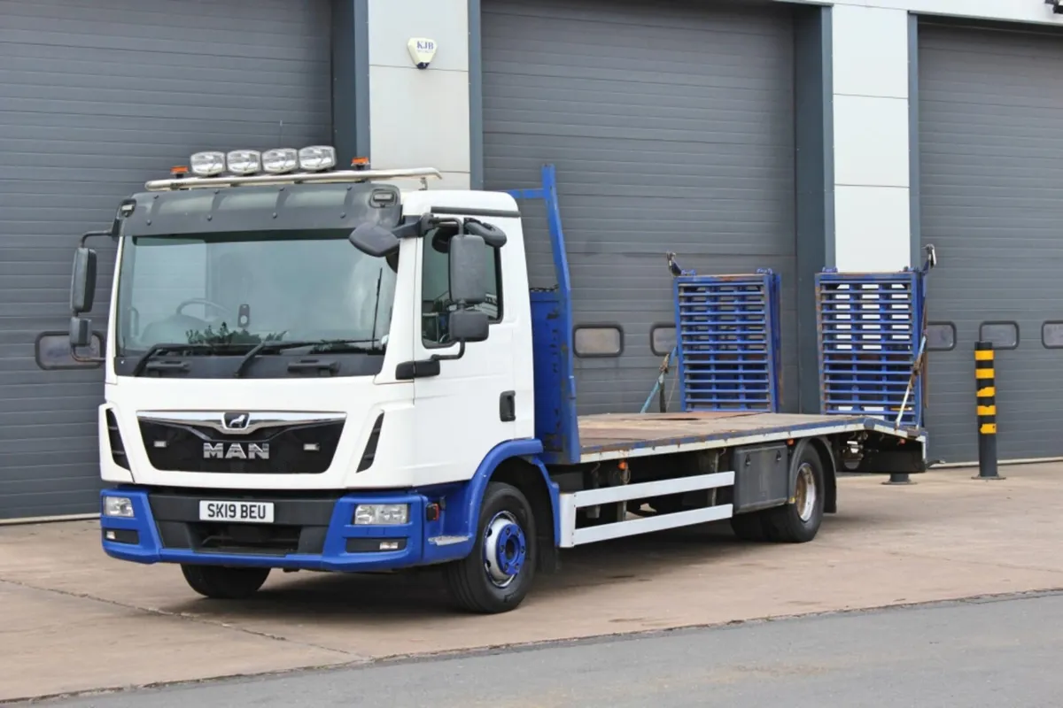 2019 MAN TGL 12-220 4X2 12 TON BEAVERTAIL - Image 3