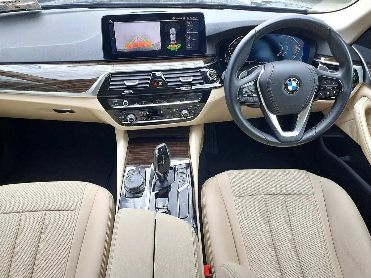BMW 5 Series 520d SE - Image 4