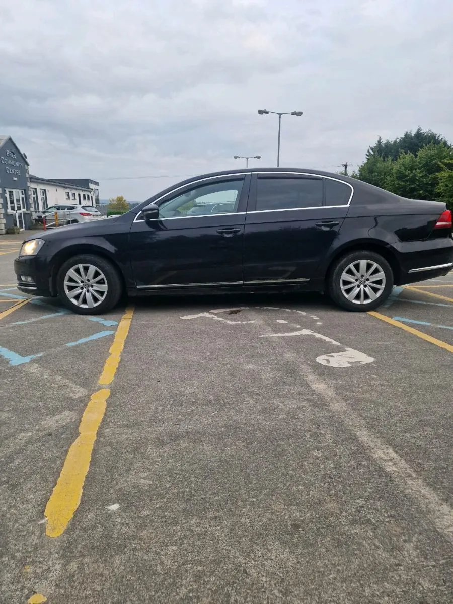 Volkswagen Passat - Image 3