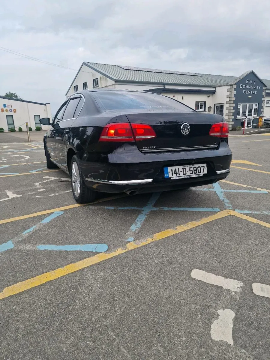 Volkswagen Passat - Image 4