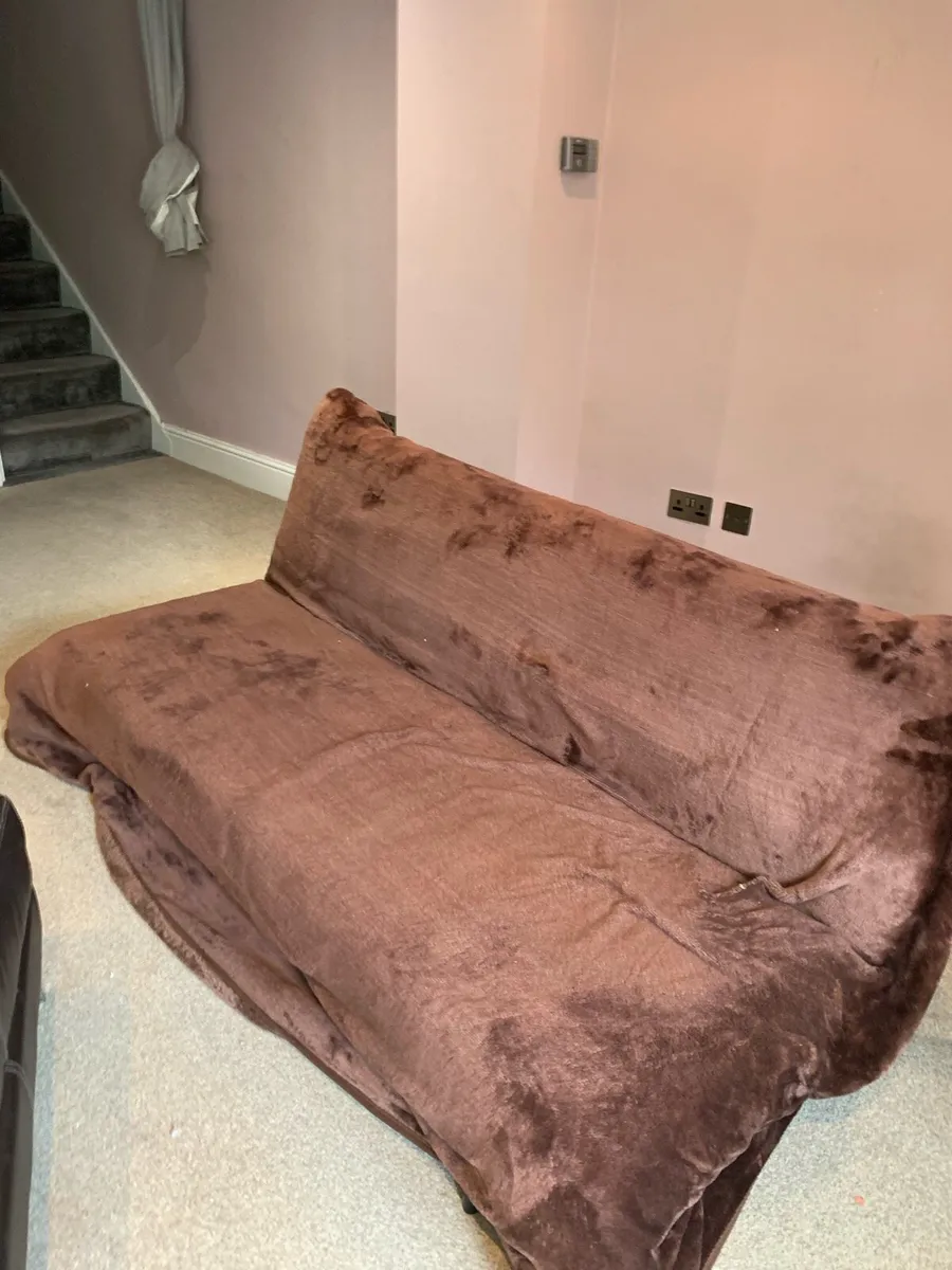 Couch - converts to bed - Image 2