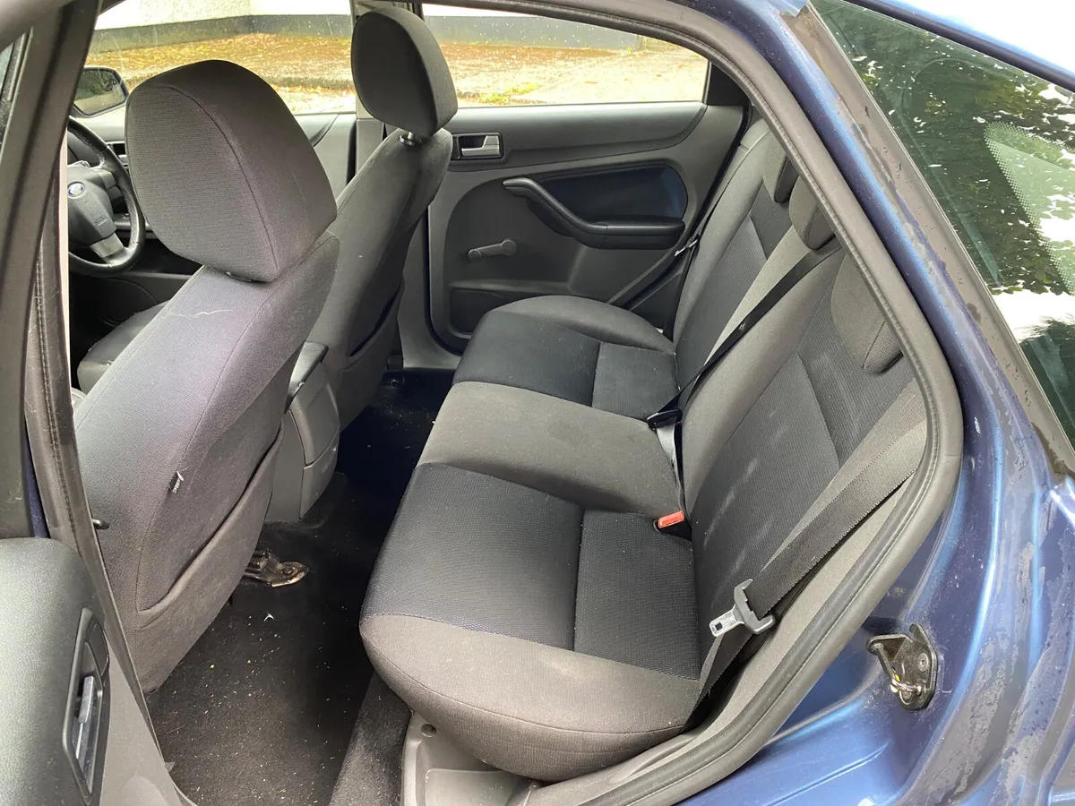 Ford Focus 1.4 - €999 - Image 4