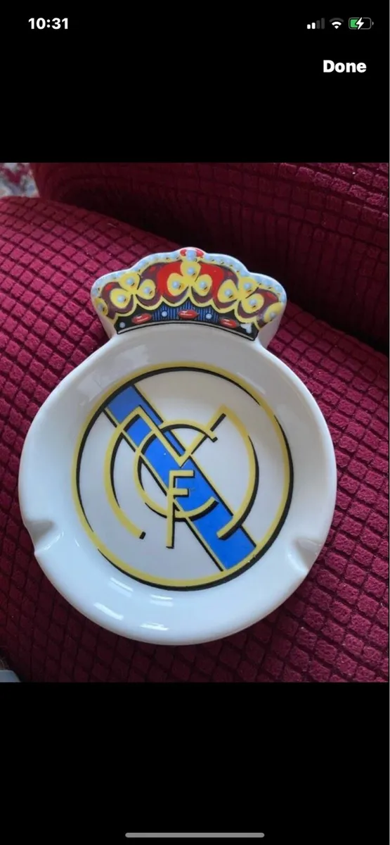 Real Madrid Ceramic Ashtray - Image 1