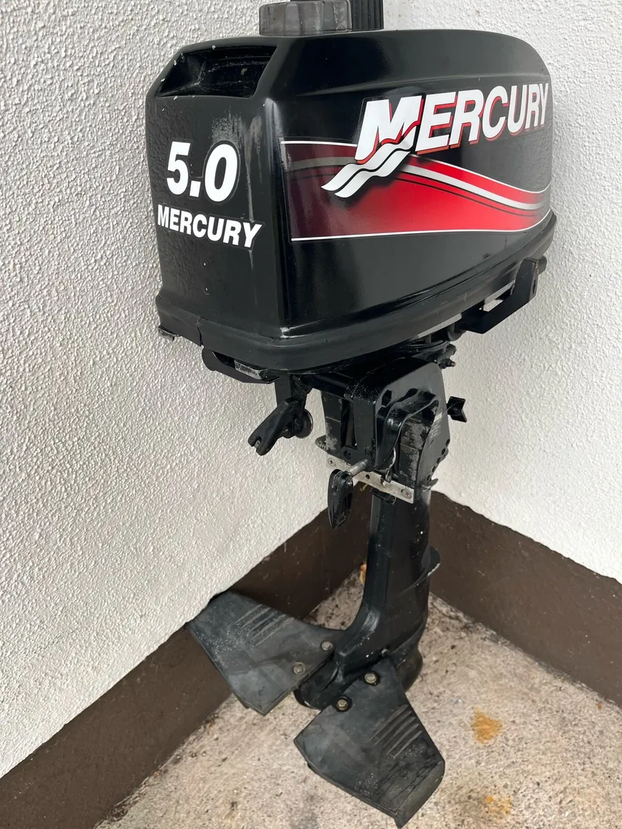 Boat engine - Image 1