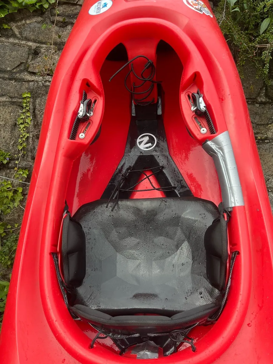 Kayak - Image 3