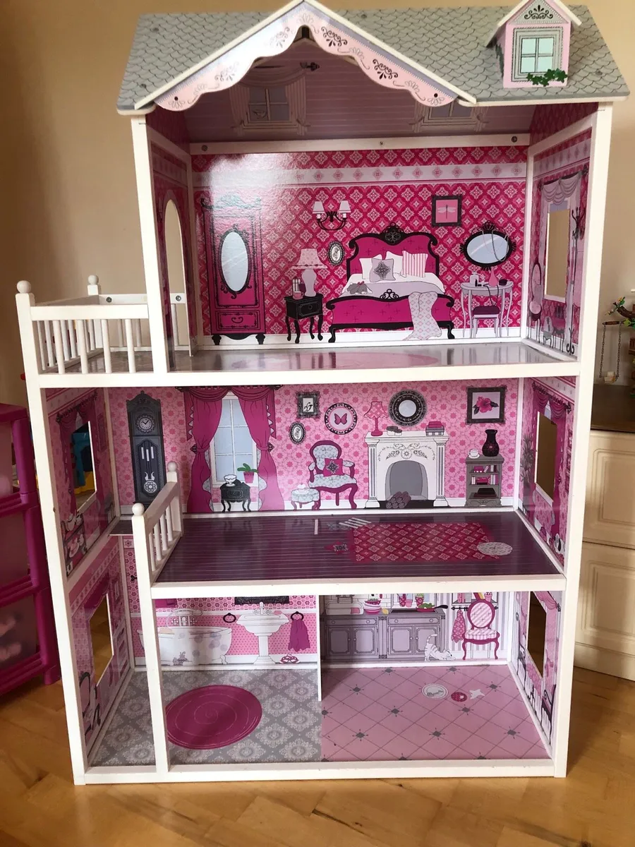 Dolls house & accessories - Image 4