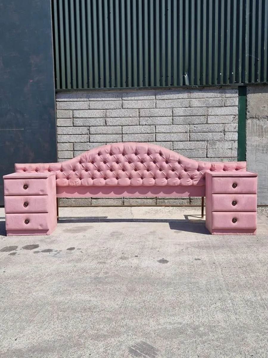 king size bed and bedside tables - Image 2