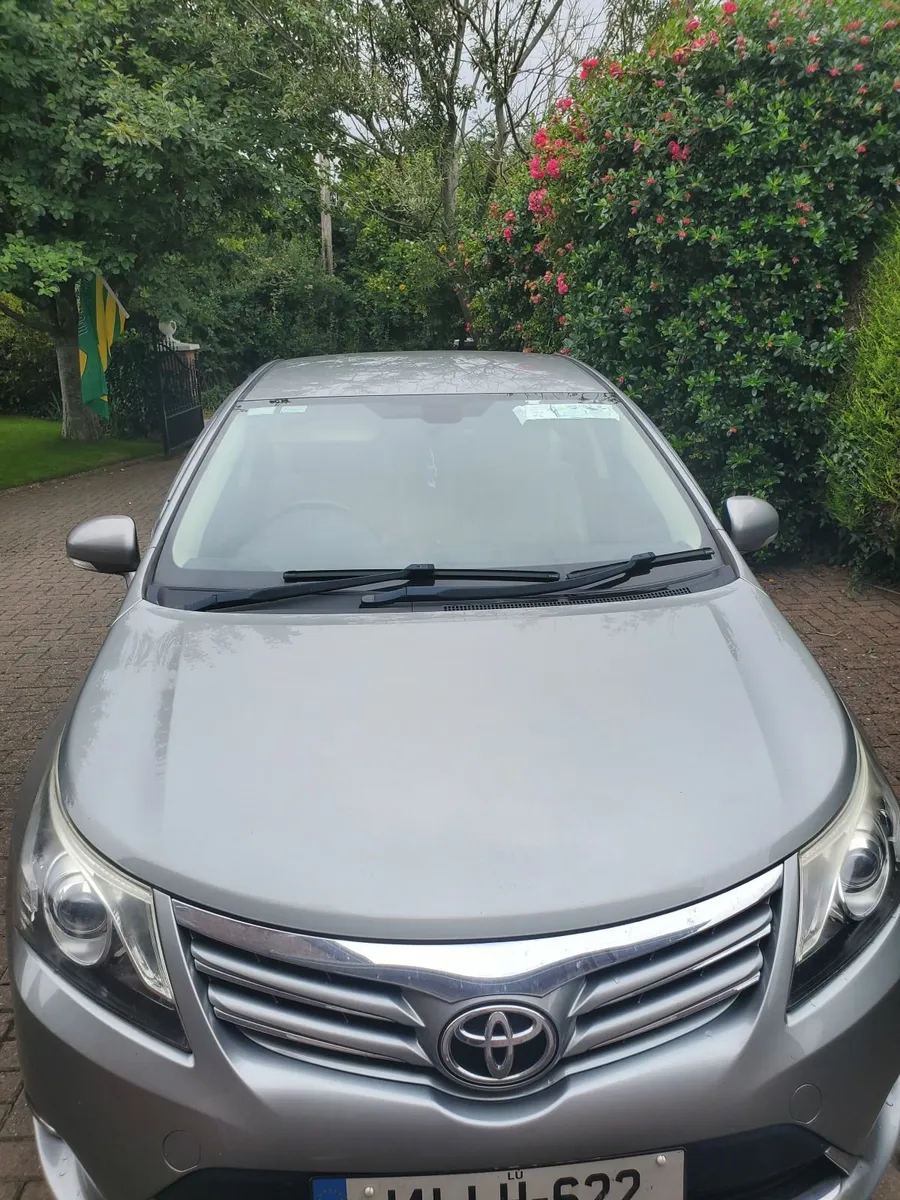 Toyota Avensis 2014 - Image 2