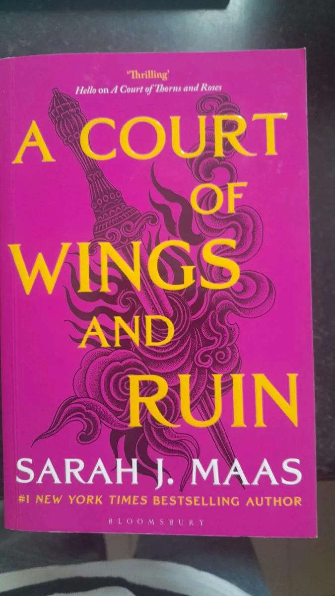 "Romantasy" Books. Set of 5 Sarah J. Maas novels - Image 3