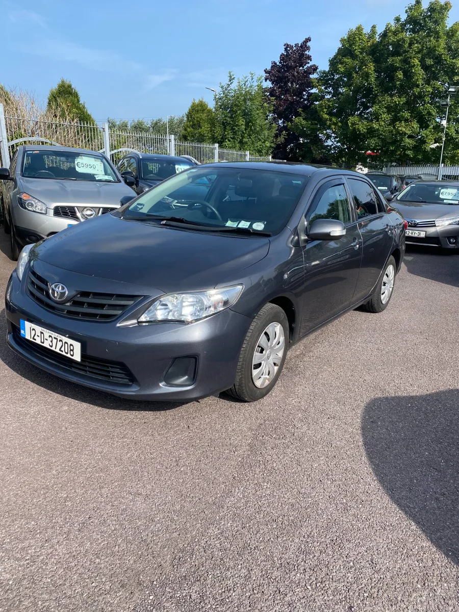 Toyota Corolla 2012 LOW MILAGE CAR - Image 1