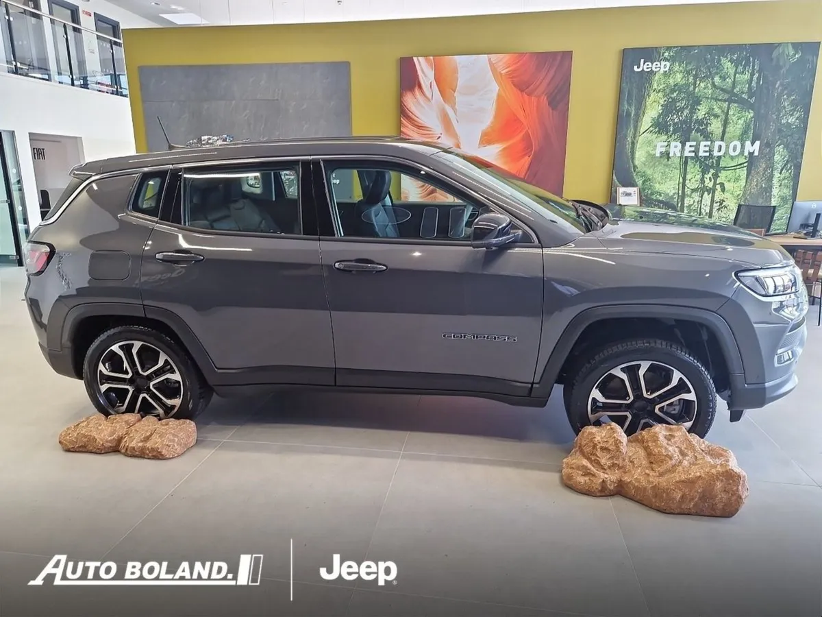 Jeep Compass Altitude Phev 1.3 240hp 4xe - Image 4