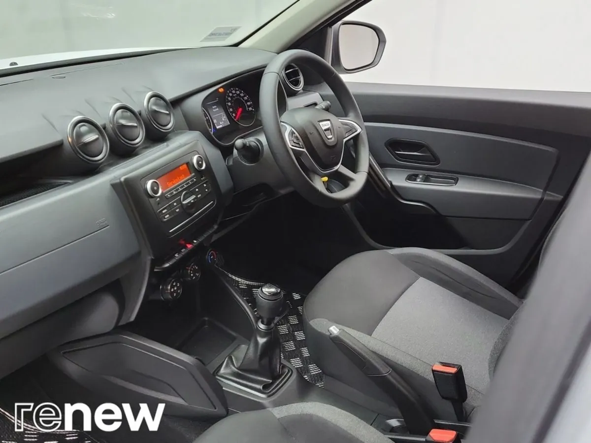 Dacia Duster 1.0 TCe 100 Bifuel Dfull Essential - Image 3