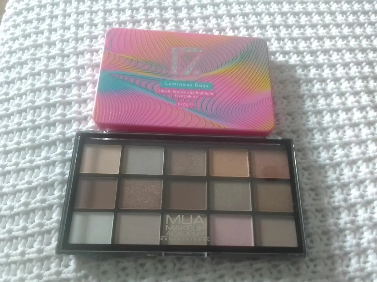 EYESHADOW AND FACE PALETTES X 2 NEW UNOPENED - Image 1