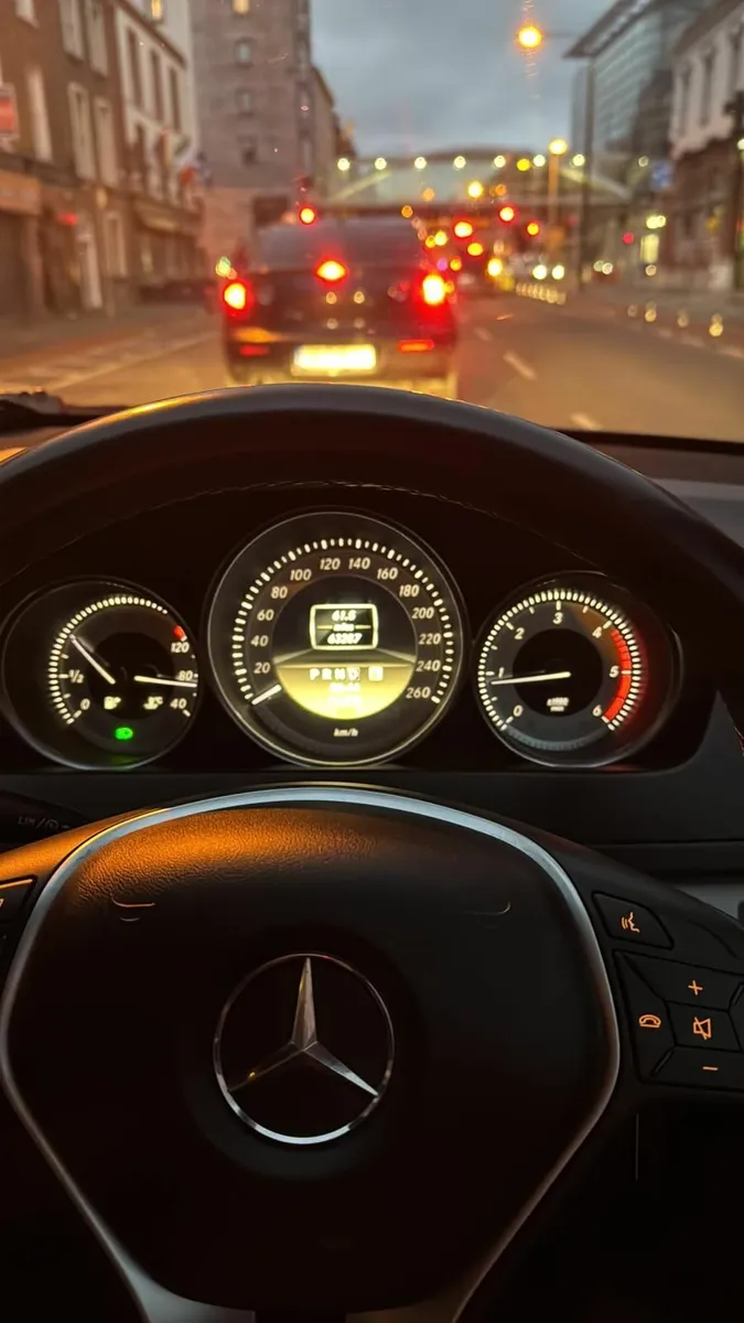 Mercedes-Benz C-Class 2013 - Image 3