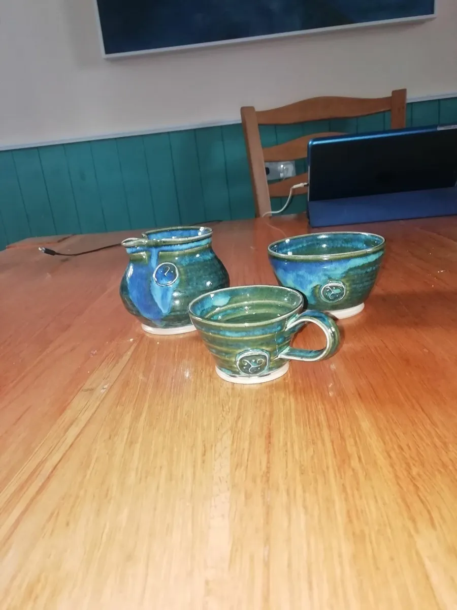 Earthenware Collection (Blue) Set of 3 - Image 1