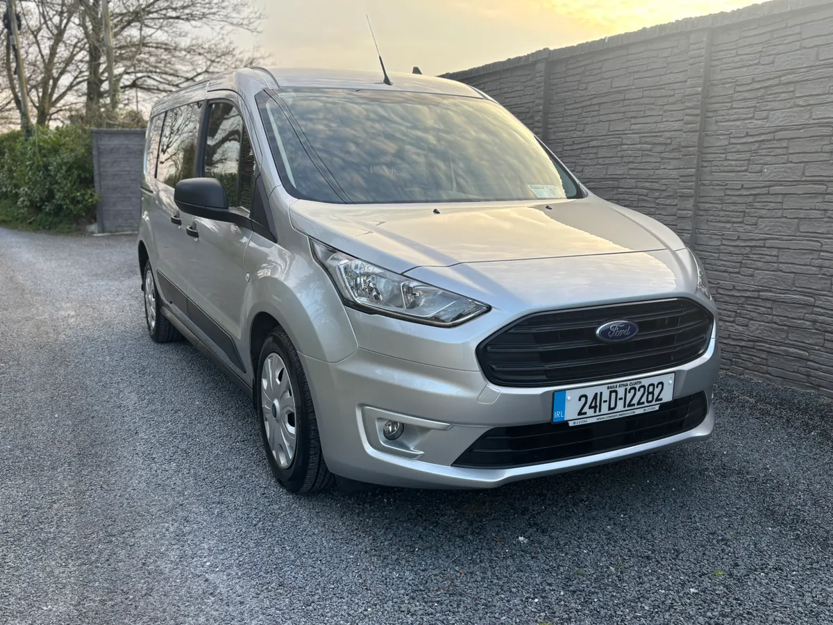 Ford Transit Connect Crew Cab - Image 3