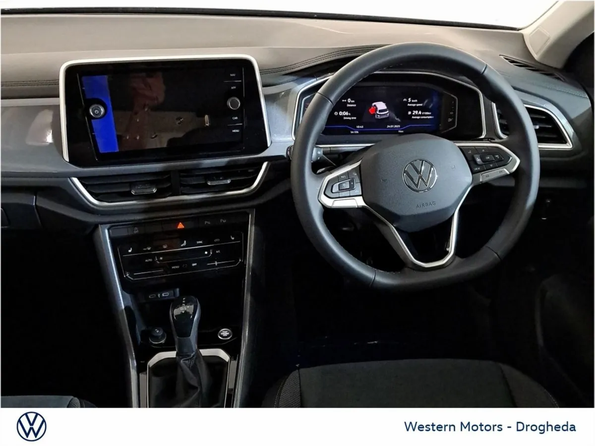 Volkswagen T-Roc Style Plus 75 1.5 TSI Auto  bran - Image 2