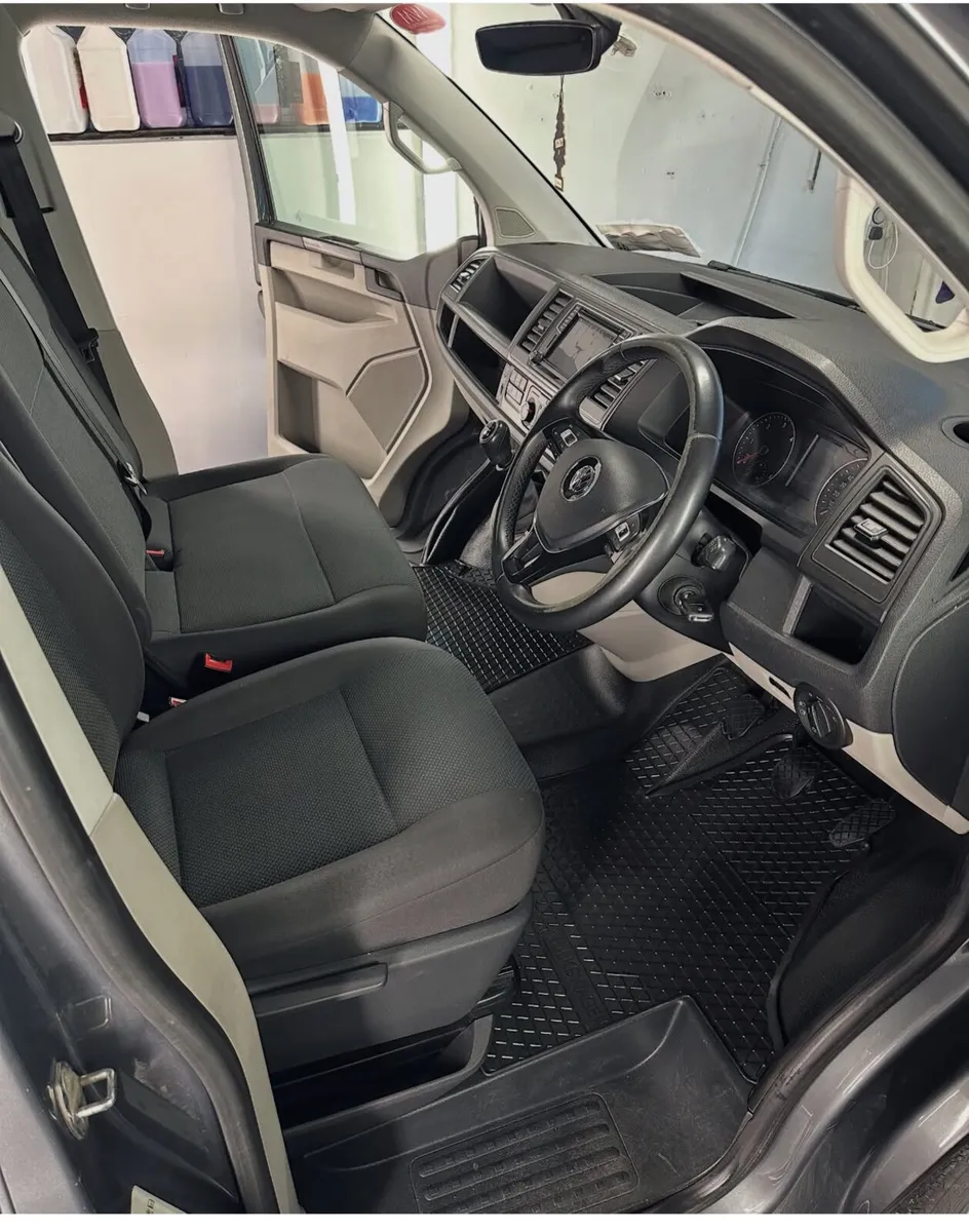 VW t6 transporter 3200kg 4motion 204bhp - Image 3