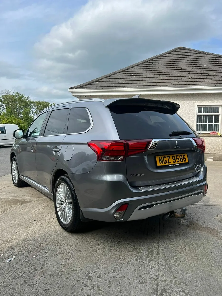 Mitsubishi Outlander 2019 - Low Mileage - Low VRT - Image 4