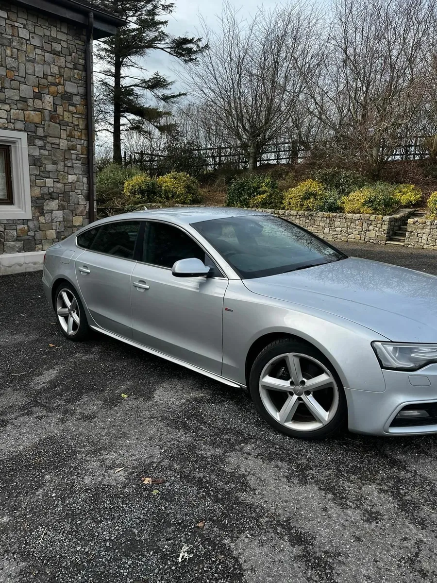 Audi A5 5DR 300kms - Image 1