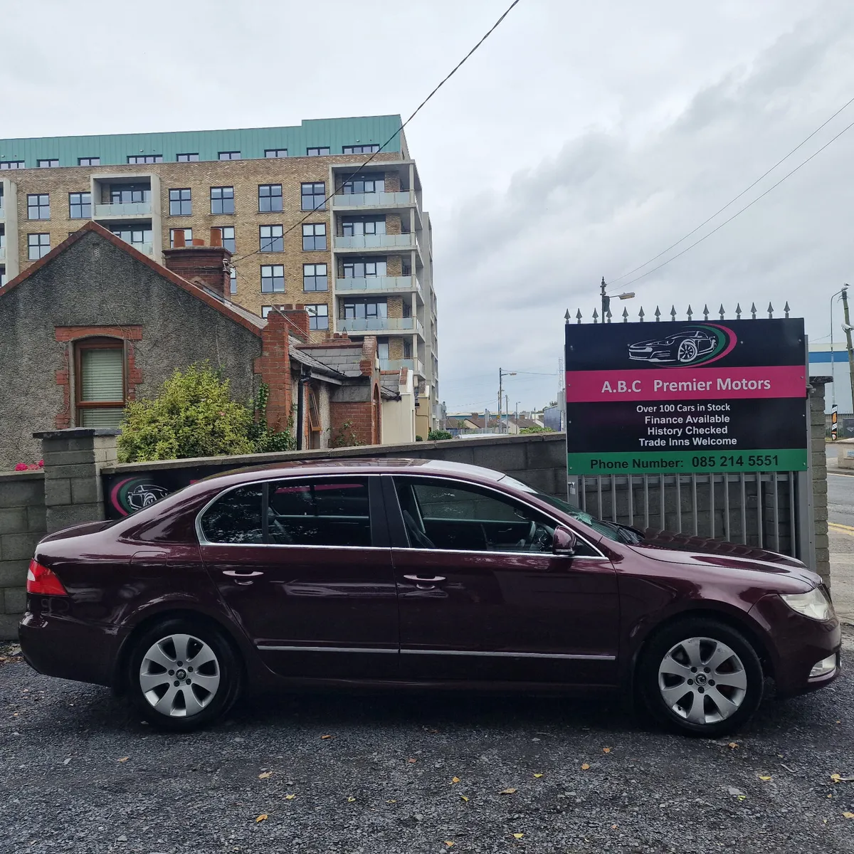 Skoda Superb 2011 - Image 3