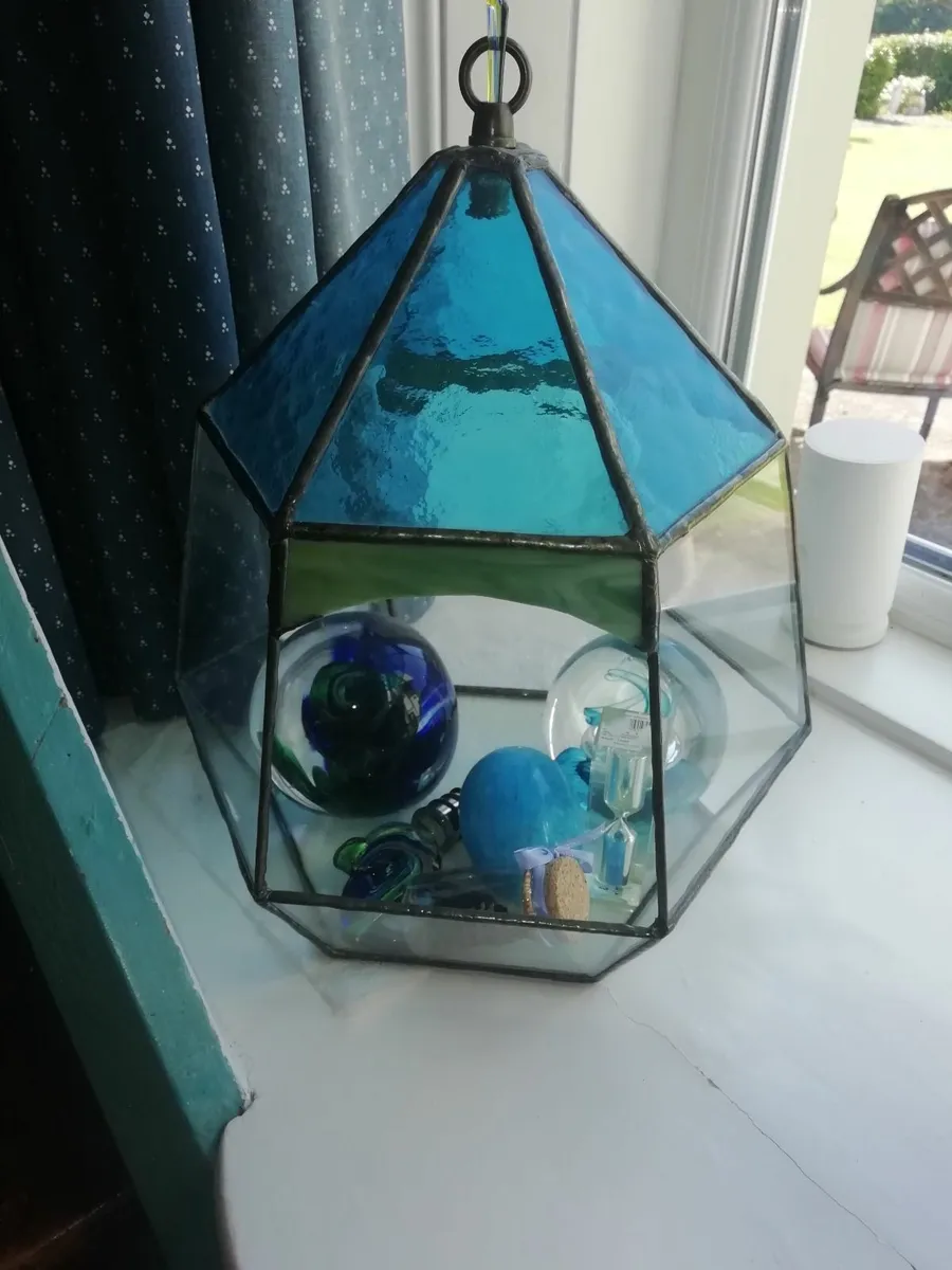 Terrarium stained glass