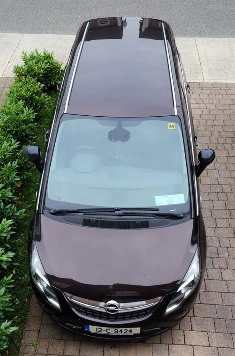 2012 Opel Zafira Tourer SE 2.0CDTI 130PS 7 seats, for spare parts or repaired - Image 1
