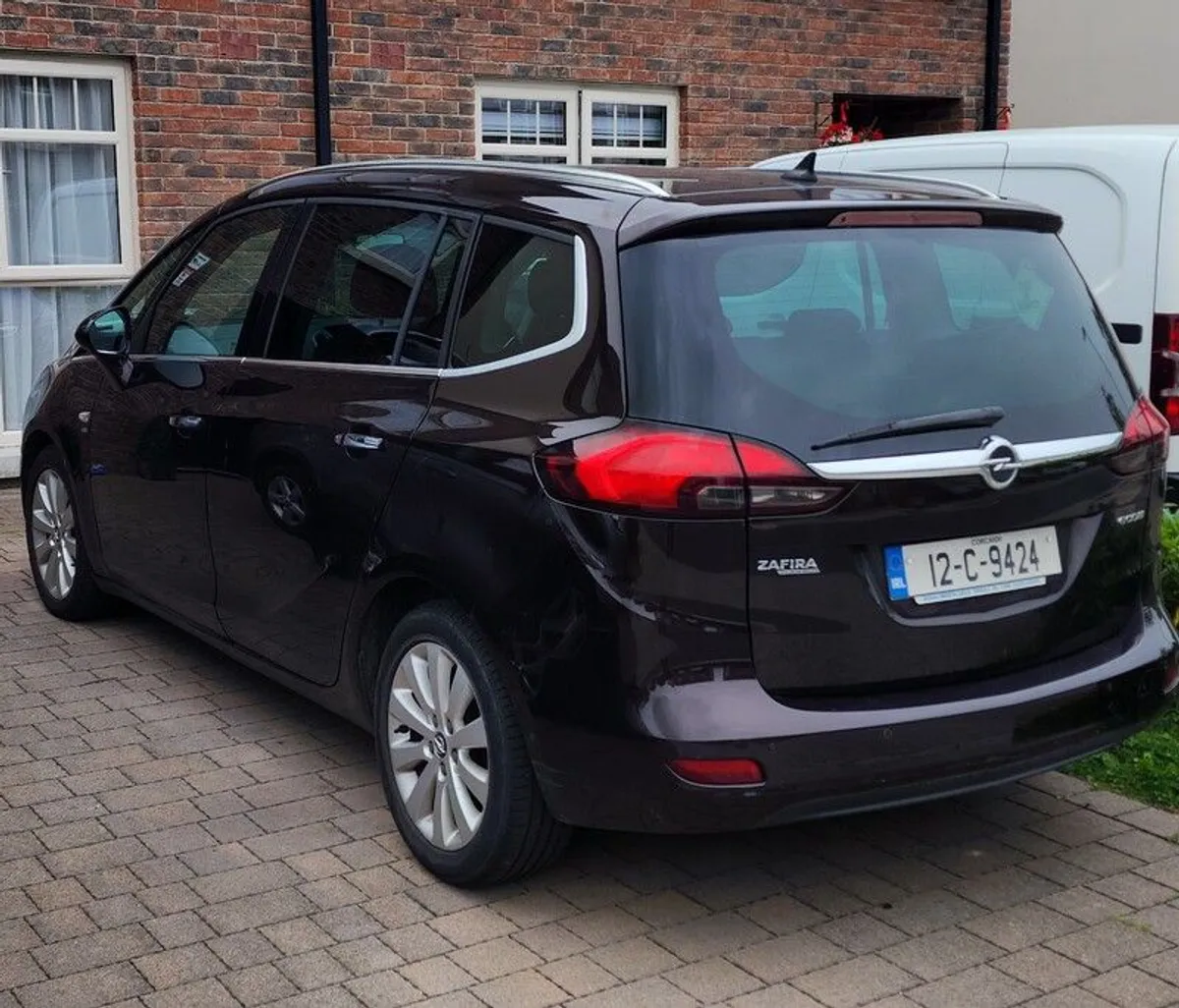 2012 Opel Zafira Tourer SE 2.0CDTI 130PS 7 seats, for spare parts or repaired - Image 3