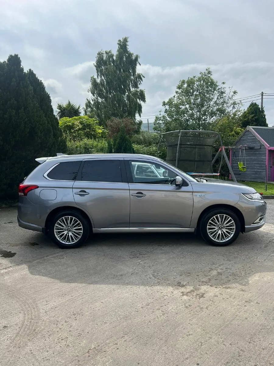Mitsubishi Outlander 2019 - Low Mileage - Low VRT - Image 1