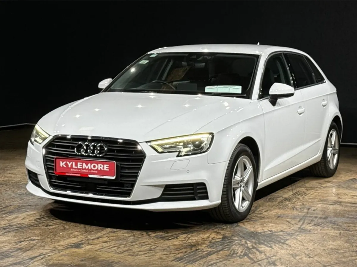 Audi A3 1.4 TFSI AUTOMATIC - CRUISE CONTROL - A/C - Image 3