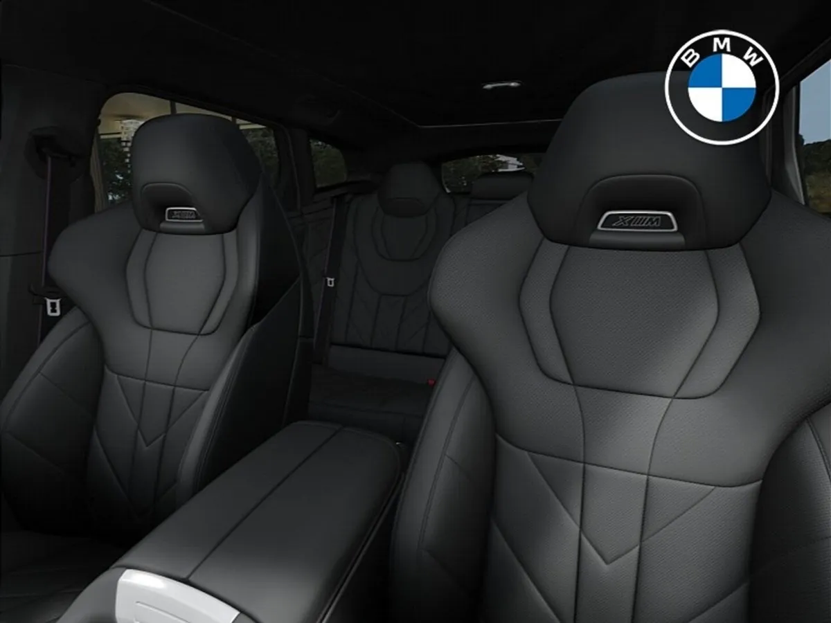 BMW XM XM 50e - Image 4