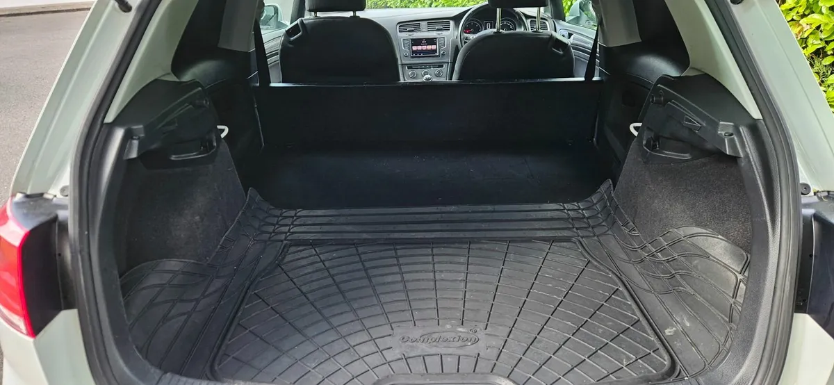 Volkswagen Golf 2017 - Image 1
