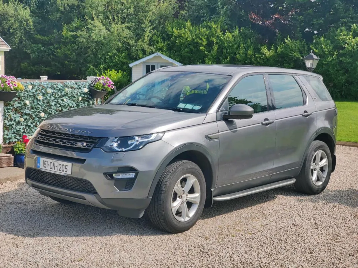 Land  RoverDiscovery sport - Image 1