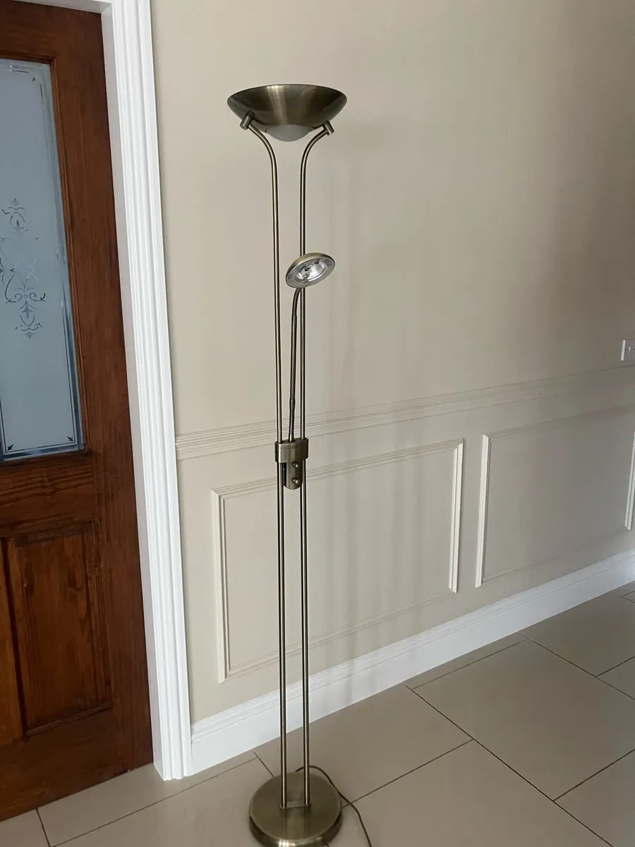 Tall floor lamp - Image 2