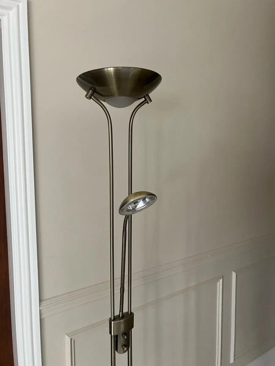 Tall floor lamp - Image 3