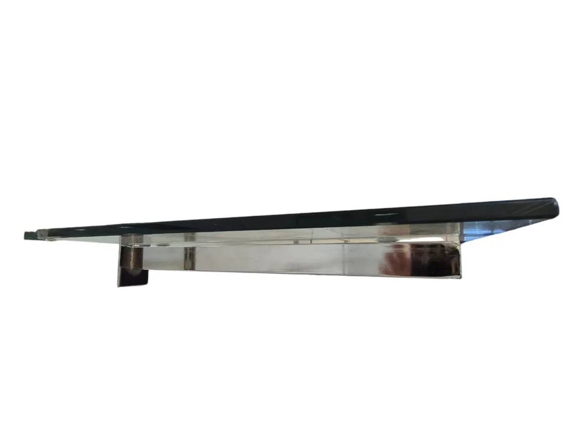 Shop fittings - glass shelves - Image 3