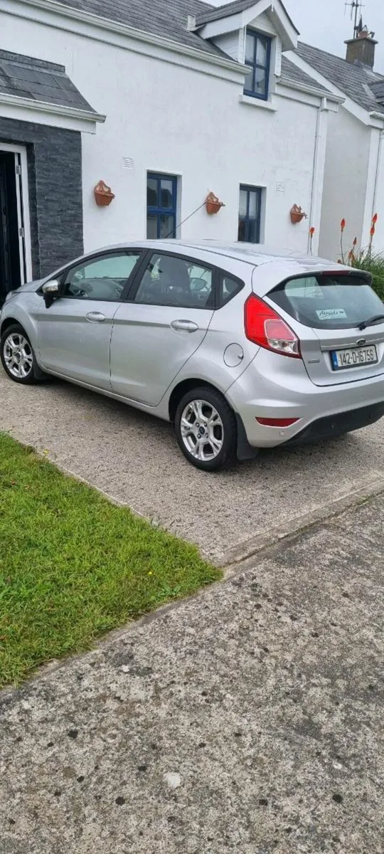 Ford Fiesta Automatic Low Klms / just serviced - Image 4