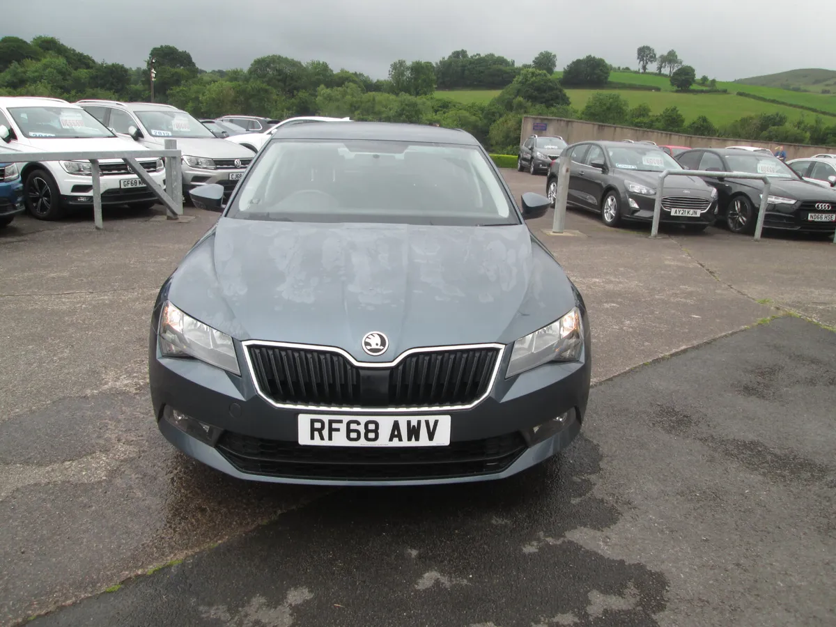2019  SKODA  OCTAVIA  1.6  TDI  S  5DR  ESTATE - Image 3