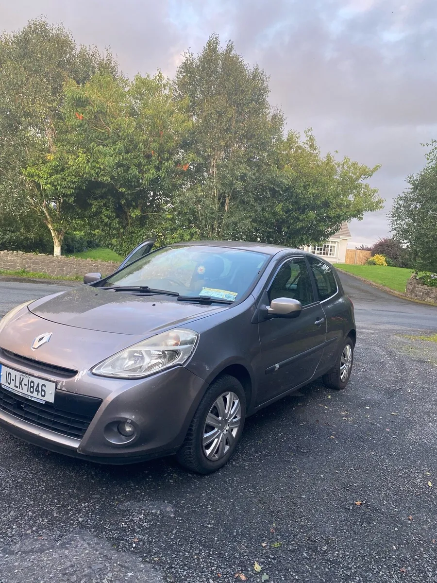 2010 Clio - Image 3