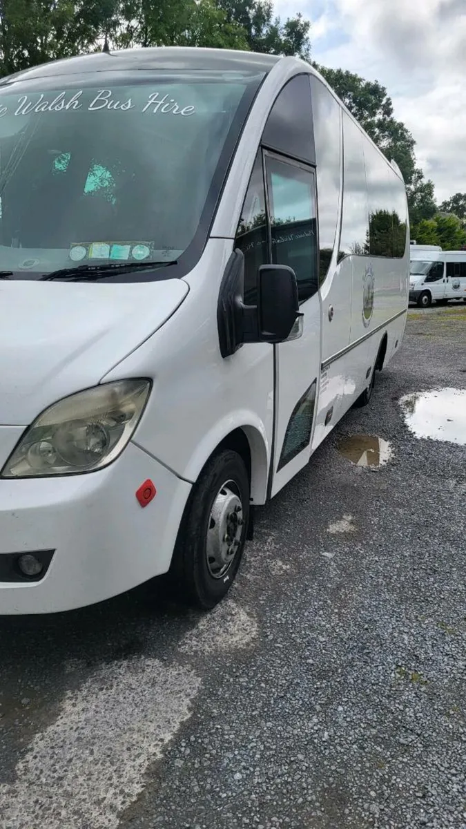 29 seater bus - Image 2