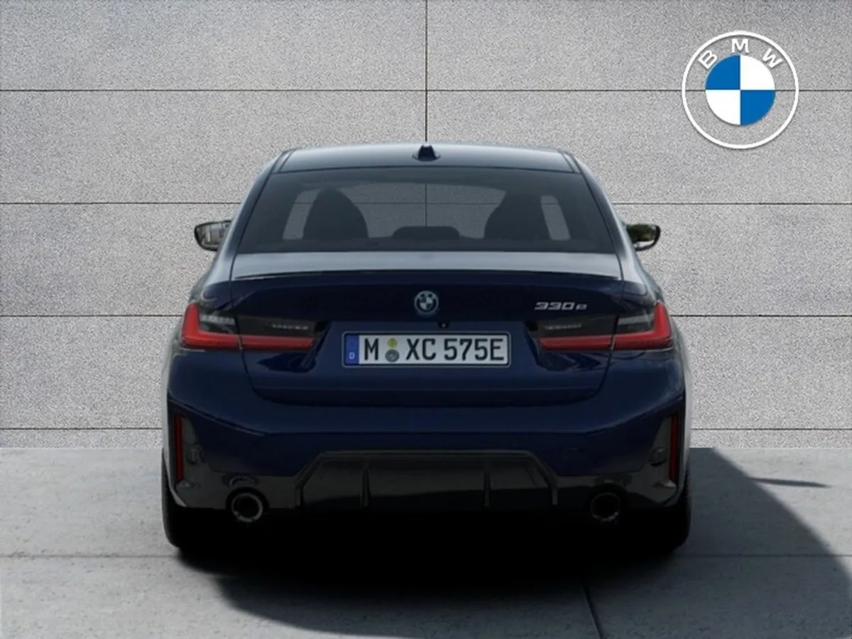 BMW 3 Series 330e M Sport - Image 3